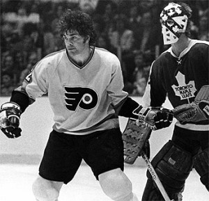 Simmonds style best exemplifies Gary Dornhoefer