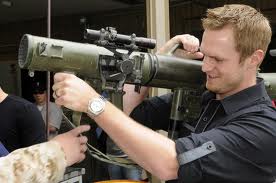 Kendrick has some guns.